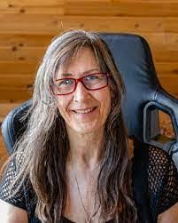 Heather Mauldin's Instagram, Twitter & Facebook