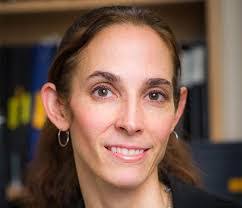 Alyssa Ayers's Instagram, Twitter & Facebook