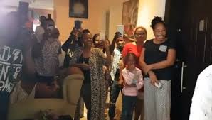 Gospel artiste adeyinka alaseyori seems to be unbothered by tope alabi's criticism of her hit song 'oniduro mi eseun o'. Tope Alabi Celebrates Her Husband Soji Alabi S Birthday With Surprise Party Celebrities Nigeria