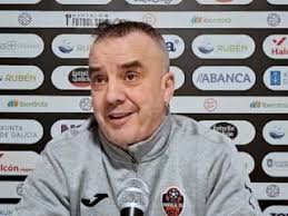 Color naranja en el derbi comarcal frente a Superti