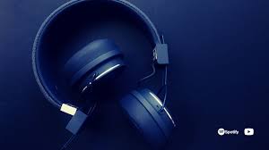 Sara was diagnosed with depression in the late 1990s. Playlisten Musicspots