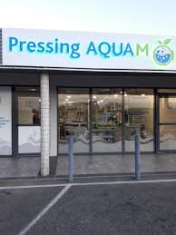 District of paris in 2.3 km from the centre. Pressing Castelsarrasin 82100 Alentoor