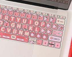 Juga dari pvc, vinyl, dan kertas laptop pribadi stiker.dan apakah laptop pribadi stiker tersebut kartun stiker, stiker dekoratif. Pin Oleh Macbook Pro 2019 Di Laptop Wallpaper Macbook