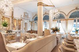 Pin Op Restaurants Interior Designs