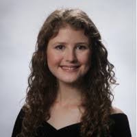 Sara Holden's Instagram, Twitter & Facebook