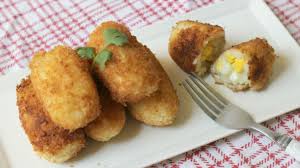 Una de las recetas más ricas de la cocina andaluza y sobre todo de cádiz. Receta De Croqueta De Papa Y Huevo Quericavida Com