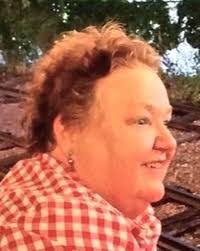 Elizabeth Farrow's Instagram, Twitter & Facebook