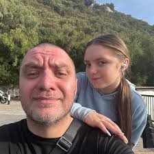 Welcome new members! Please read our strict child friendly group rules.  Please respect child friendly rules. Enjoy the group. Have a good day. May  healthy wisdom come to this group as much