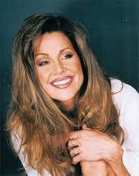 Anita Hart's Instagram, Twitter & Facebook