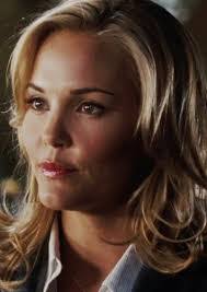 Christine Everhart's Instagram, Twitter & Facebook