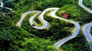 Mussoorie in this video we will drive from dehradun to mussoorie. Mussoorie District Dehradun India