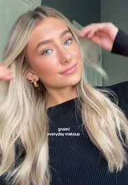 Girls Day Makeup Music