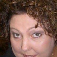 Mia Watts (miamwatts)