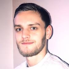 Er einhver í tengslanetinu sem getur mælt með góðum bókara? 💰