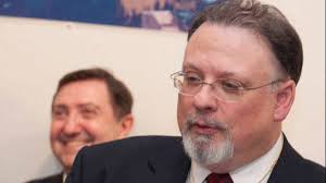 César Vidal se alegra de que gobierne la izquierda descolocando a sus  lectores