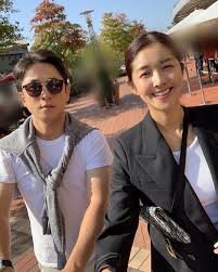 Check spelling or type a new query. ì•„ë‚´ì˜ ë§› ê¹€ë¹ˆìš° ë‚¨íŽ¸ ì „ìš©ì§„ê³¼ ë‹¤ì •í•œ ì…€ì¹´ ë‚˜ì´ ì°¨ì´ ì§ì—…ì€ ì´ì€í˜œ ê¸°ìž í†±ìŠ¤íƒ€ë‰´ìŠ¤