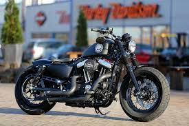 Comes with hd rear luggage rack, hd xl dot black helmet, fulmer (large) riding jacket with winter insert, hd 800ma waterproof battery tender, and hd waterproof cover. Thunderbike Black Skull H D Forty Eight Xl1200x Sportster Umbau