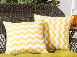Throw pillows are an excellent way to freshen up a living room or bedroom or anywhere else you by changing the throw pillows in a room you can completely and inexpensively change its look without. The Best Throw Pillows