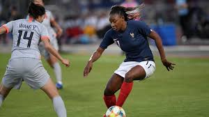 Consultez ces informations avant de faire vos pronos, vos paris sportifs. Coupe Du Monde Feminine De Football La Fanzone Des Halles A Paris Fermee A Cause Du Vent
