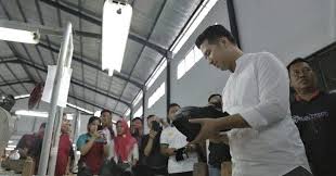 Guyangan ke nganjuk atau guyangan ke terminal nganjuk.??? Blusukan Ke Pabrik Pabrik Di Nganjuk Emil Disambut Histeris Ribuan Buruh Media Informasi Kaya Inspirasi