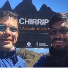 The Jewish guy asks If I know "Mockingbird" by Eminem and he steals the  show 🎤