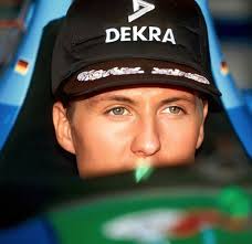 tbt with Michael and Corinna Schumacher ❤ . . . . . #snaplap #f1  #michaelschumacher #schumacher #keepfightingmichael #schumi  #corinnaschumacher