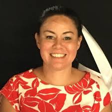 Kim Abbey's Instagram, Twitter & Facebook