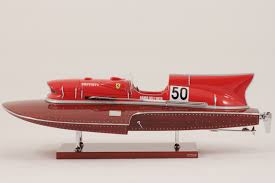 The hydroplane was built by timossi azzano according to the ideas of achille the advertised model ships are complete and accurate replicas of the ferrari hydroplane 1953. Model Arno Xi 50cm Kiade