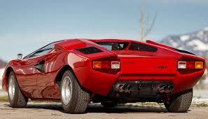 Stretched 9 to match the genui. Rod Stewarts Lamborghini Countach Wird Versteigert Carpixx S Oldtimer Blog