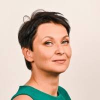 Anna Petz's Instagram, Twitter & Facebook