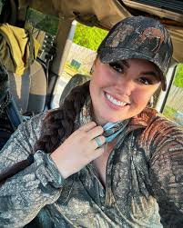 Gotta mix my passions by wearing camo AND my “A Bit Wild” @groovelife ring!  Y'all take advantage of the MOTHER'S DAY SALE over at GrooveLife! They're  doing a 2 rings for $40