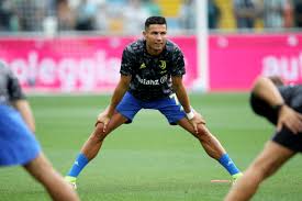 Cristiano ronaldo has emptied his locker at juventus' training ground and has told the italian club he wants to leave as manchester city . Jcqtbbuymosi9m