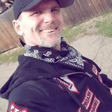 Stream Darcy Harper music