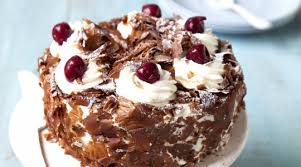 Foret Noire Inratable Et Facile Piece Montee Gateau Fondue Au Chocolat Faire Fondre Du Chocolat Foret Noire