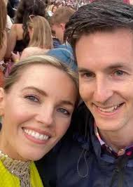 How They Met: It was 'love at first sight' for RTÉ's Carla O'Brien and Dr Ronan  Glynn