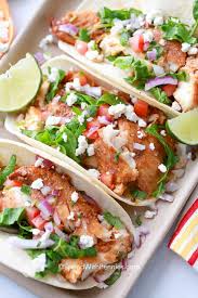 Easy Fish Tacos Are The Perfect Weeknight Meal And Go From Fridge To Table In About 20 Minutes Spendwithpennies Easy Fish Tacos Recipes Tilapia Recipes Easy