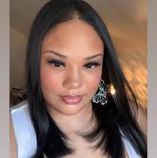 Pittsburgh native Leah Peters, a 26-year-old “VIP cocktail server” living  in Miami, is among the competitors