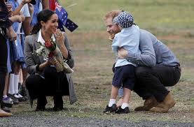 #princeharry öffnet @robinroberts über prinzessin diana, kinder und was ihn antreibt. Britische Royals In Australien Harry Und Meghan Zeigen Ihr Handchen Fur Kinder Panorama Stuttgarter Zeitung