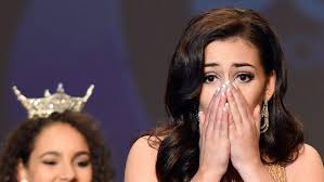 Mount Vernon native Hillary May crowned Miss Delaware