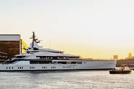 In comparison, when looking at the listings with the most views (a closely related metric), brands like beneteau. From Giga Yachts To Custom Projects And Green Concepts Explore The Top Superyacht Shipyards And Best Yacht Brands American Italian French Dutch And