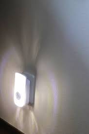 ニトリ これは最高だ 手のひらサイズのセンサーライトがいざという時に超便利ですヾ ﾉ with lattice powered by ライブドアブログ センサーライト ニトリ ニトリ 照明