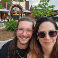 What causes dual shield flux and 7018 smaw welds to split?