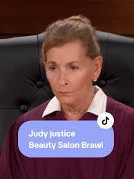 Courtney Tipton's Instagram, Twitter & Facebook