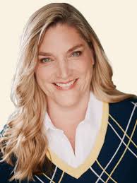 Congratulations to our cast! Elsa: Nora Vladimirova Anna: Zoe Ellwoods  Olaf: Avery Kolehmainen Sven: Logan Warner Hans: Jacob Sterk Kristoff:  Solomon Beaudry Arendelle Castle King Agnarr: Conner May Queen Iduna:  McKalynn Johnson