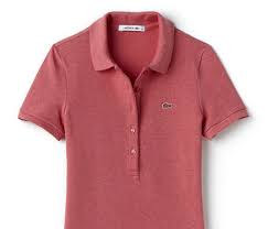 It sells clothing, footwear, sportswear, eyewear, leather goods, perfume, towels and watches. Vestiti Donna Lacoste