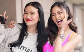 Bela Padilla dinamayan si Kim Chiu sa problema - Tonite - Abante