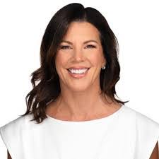 Juanita Metzler's Instagram, Twitter & Facebook