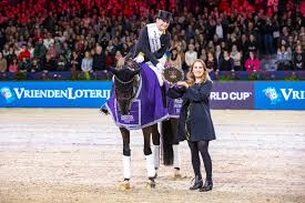 Sao paulo/legat mit isabell werth, bonaparte v. Isabell Werth Wins In Amsterdam As She Chases Fei Dressage World Cup Crown