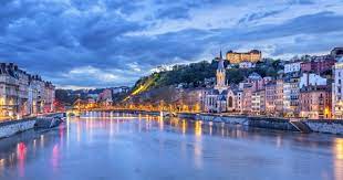 Trouver des vols pas chers au départ de biarritz avec easyvoyage. Vols Pas Chers Au Depart De Lyon A Partir De 29 Jetcost