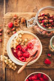 Nice Cream Coco Framboises Et Puree De Noix De Pecan Fraise Basilic Recettes Aux Fruits Alimentation Fraise Basilic